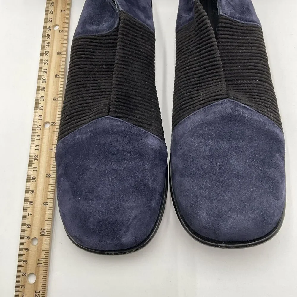 Gray Matters Navy and Black Suede Slip-On Flats